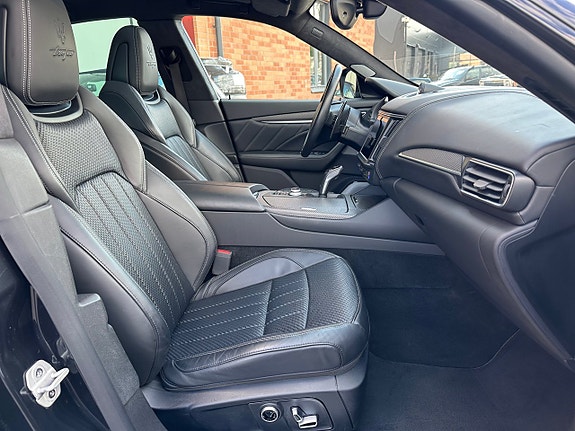 Maserati Levante 8 of 30
