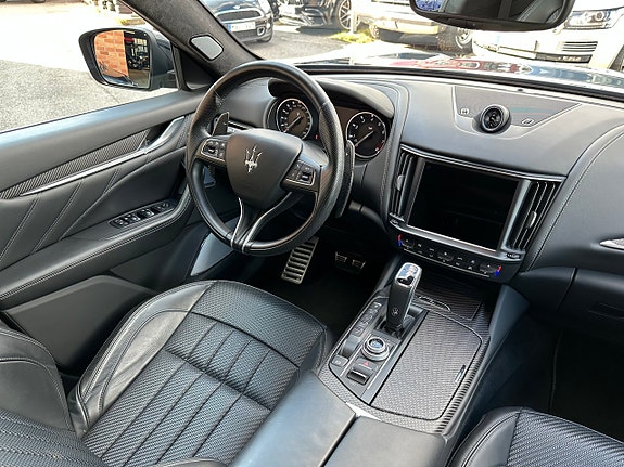 Maserati Levante 12 of 30