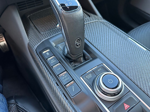 Maserati Levante 29 of 30