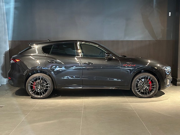 Maserati Levante 5 of 30
