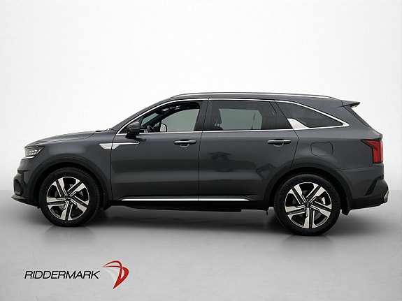 Kia Sorento 4 of 30