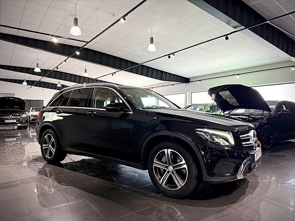 Mercedes-Benz GLC220 d 16 of 18