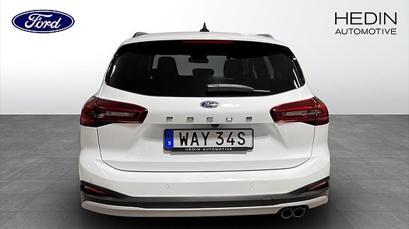 Ford Focus 7 of 12