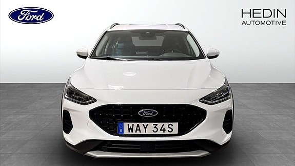 Ford Focus 8 of 12