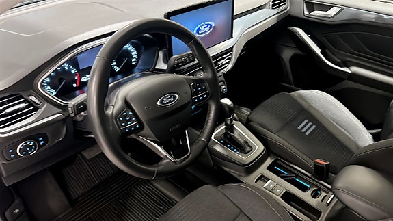 Ford Focus 12 of 12