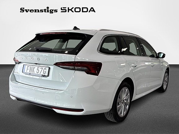Skoda Octavia 6 of 16