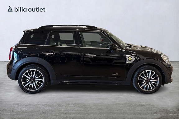 MINI Countryman Cooper SE 5 of 26