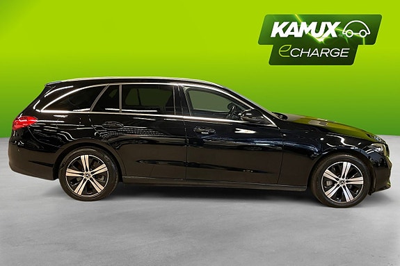 Mercedes-Benz C300 2 of 25
