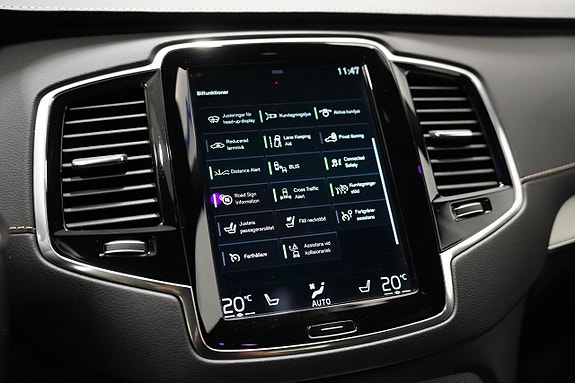 Volvo XC90 22 of 29