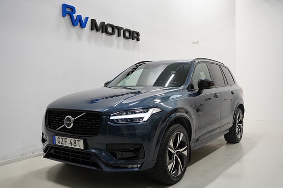 Volvo XC90 2 of 29