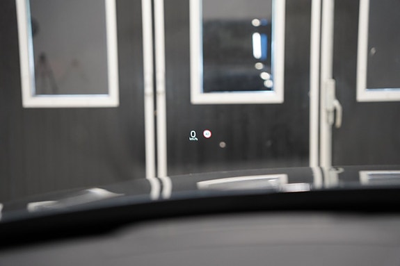 Volvo XC90 14 of 29