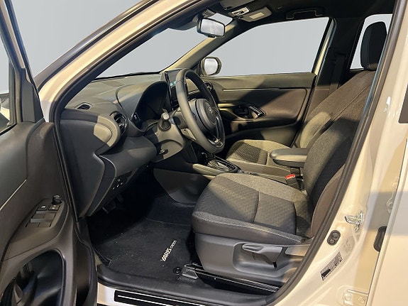 Toyota Yaris Cross 12 of 26