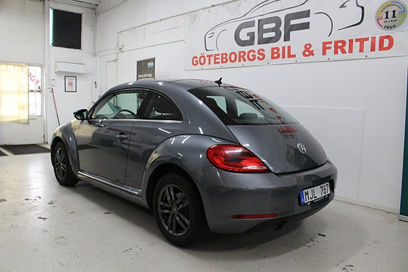 Volkswagen Beetle 4 of 19