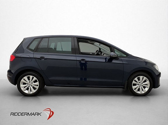 Volkswagen Golf Sportsvan 8 of 27