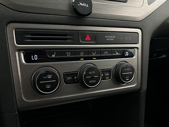 Volkswagen Golf Sportsvan 19 of 27