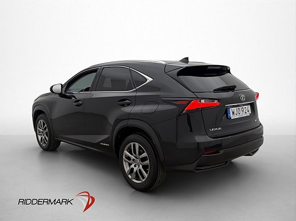 Lexus NX300h 5 of 30