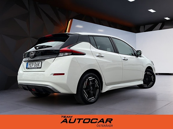 Nissan Leaf 4 of 17