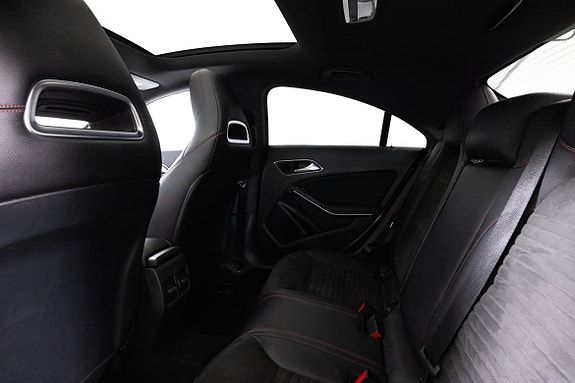 Mercedes-Benz CLA200 d 17 of 20