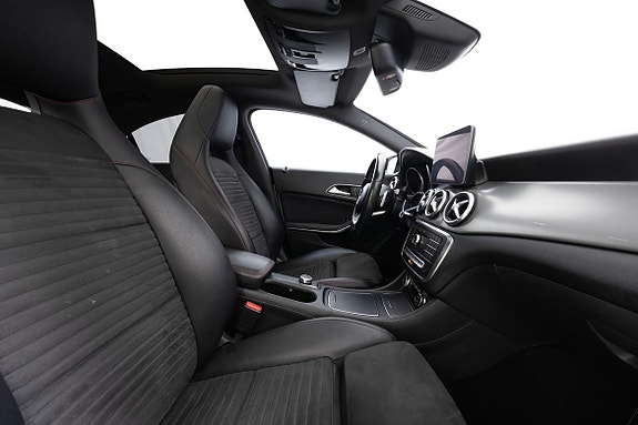 Mercedes-Benz CLA200 d 14 of 20