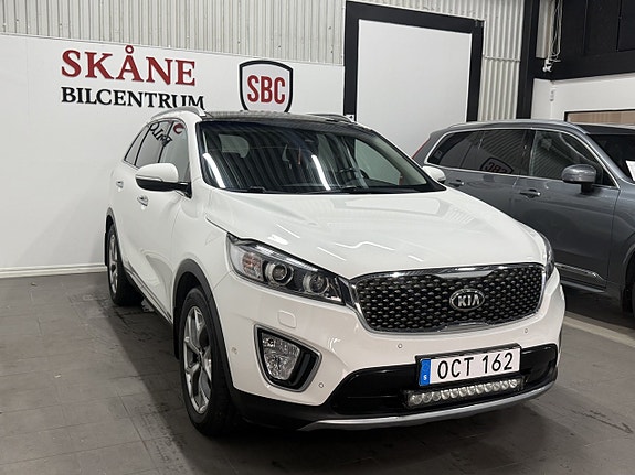 Kia Sorento 3 of 14