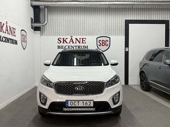 Kia Sorento 2 of 14