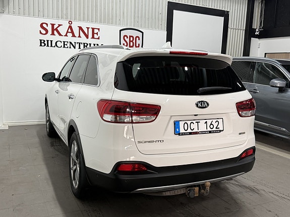 Kia Sorento 6 of 14