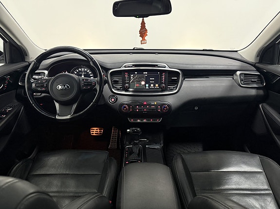 Kia Sorento 7 of 14