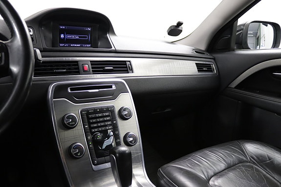 Volvo XC70 15 of 27