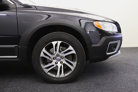 Volvo XC70 6 of 27