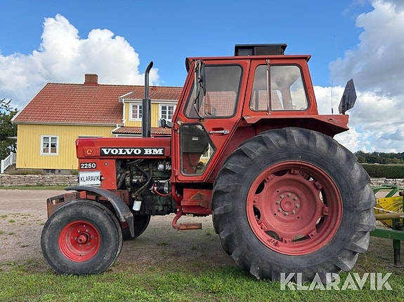 Traktor Volvo BM 2250 2 of 6