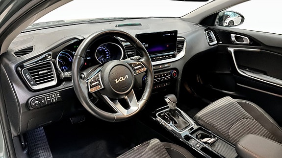 Kia Ceed 9 of 24