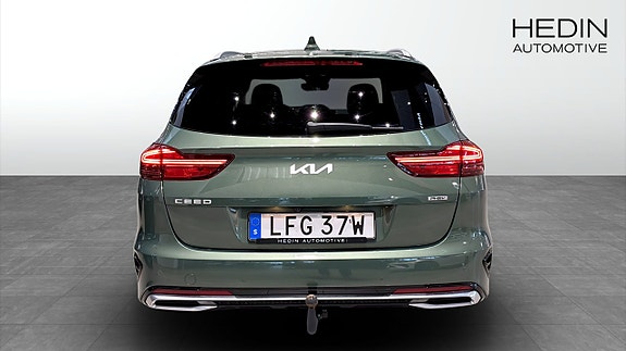 Kia Ceed 5 of 24
