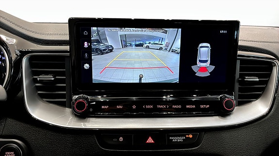 Kia Ceed 13 of 24