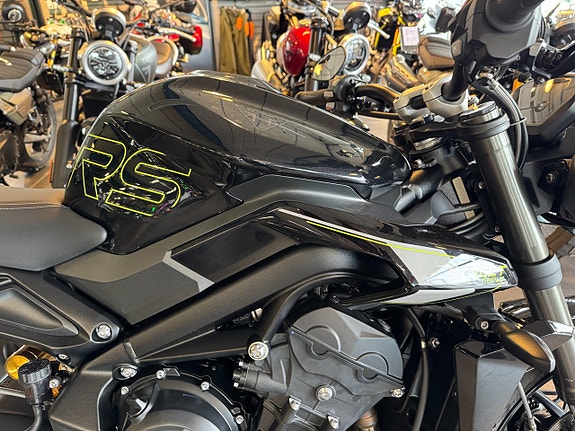 Triumph Street Triple 765 RS Demo 48 mil 4 of 5