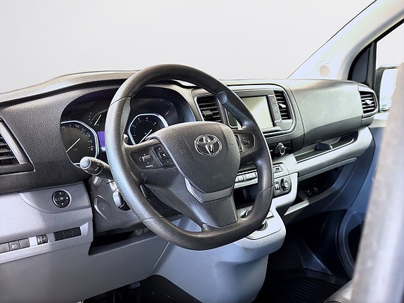 Toyota Proace 11 of 14