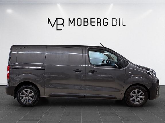 Toyota Proace 4 of 14
