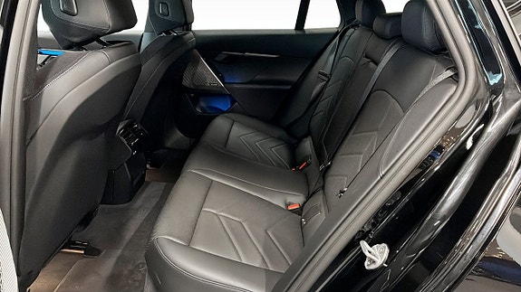 BMW 530e 5 of 12