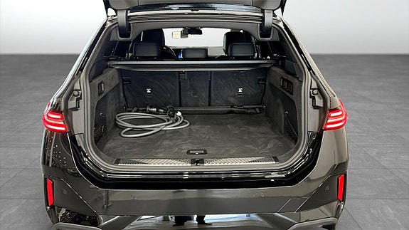 BMW 530e 10 of 12