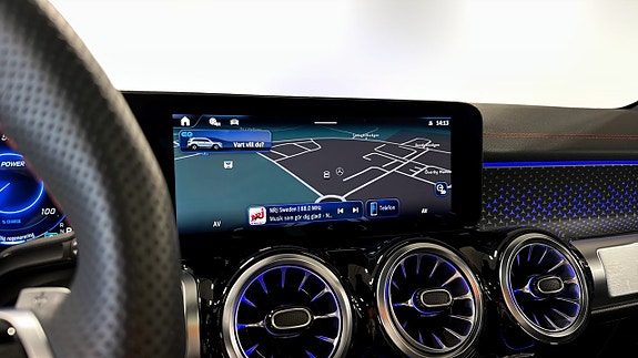 Mercedes-Benz EQB250+ 12 of 20