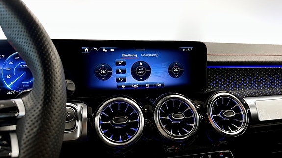 Mercedes-Benz EQB250+ 17 of 20