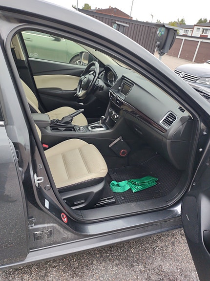 Mazda 6 10 of 12