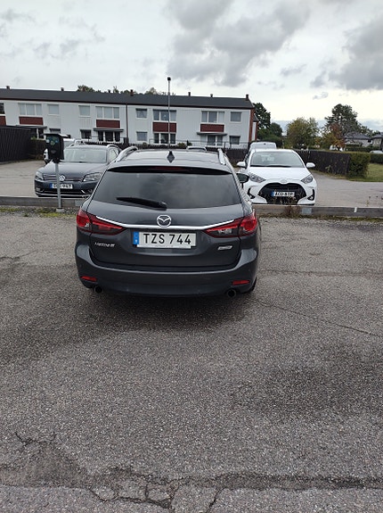 Mazda 6 3 of 12
