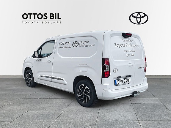 Toyota Proace City 2 of 10