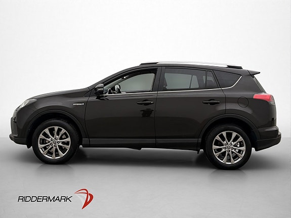Toyota RAV4 5 of 30