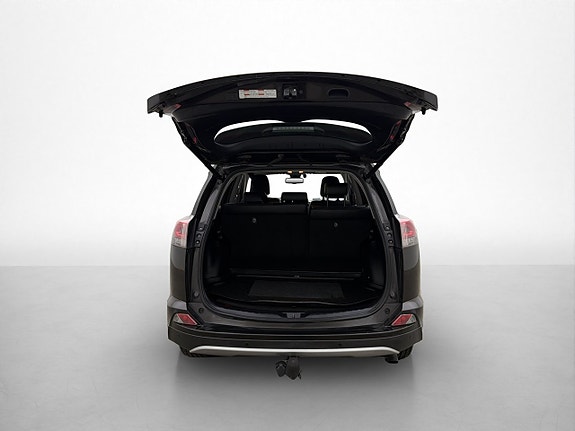 Toyota RAV4 28 of 30