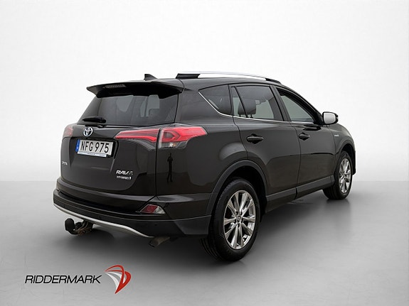 Toyota RAV4 8 of 30