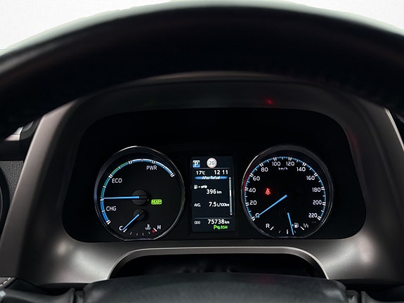 Toyota RAV4 18 of 30