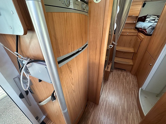 Bürstner Elegance i 710 ALDE Långbädd 3.0 D Helintegrerad Dieselvärmare 28 of 30