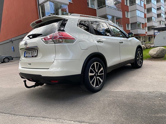 Nissan X-Trail 4 of 5
