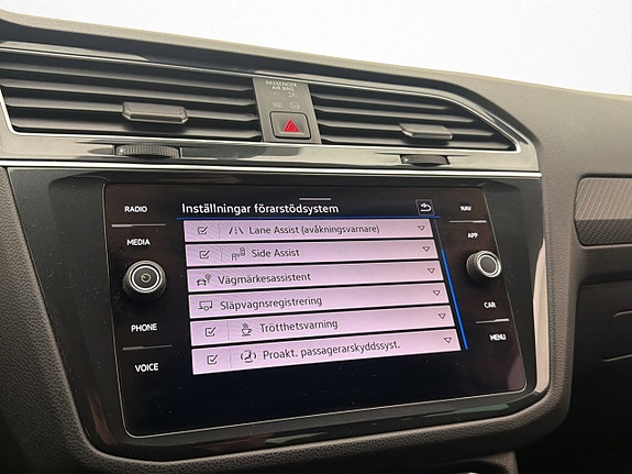 Volkswagen Tiguan 23 of 30